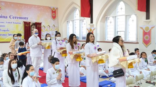 ภาพ No.38937:พิธีทอดกฐินธรรมชัย สร้างทุกสิ่ง  วัดพระธรรมกายแมนเชสเตอร์