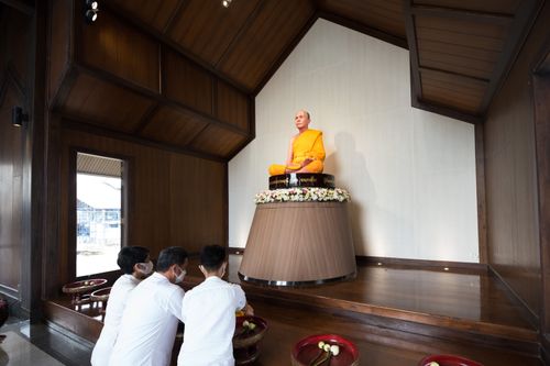 ภาพ No.39159:พิธีทอดกฐิน ณ ศูนย์ปฏิบัติธรรมอุทัยแสง