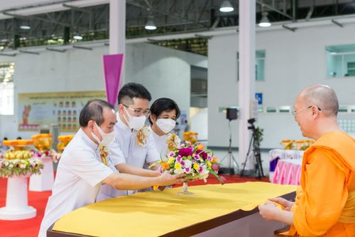 ภาพ No.39188:พิธีทอดกฐินสร้างอาคารปฏิบัติธรรม สถาบันธรรมชัย 