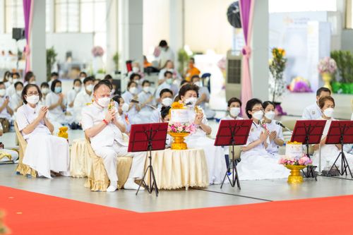 ภาพ No.39189:พิธีทอดกฐินสร้างอาคารปฏิบัติธรรม สถาบันธรรมชัย 