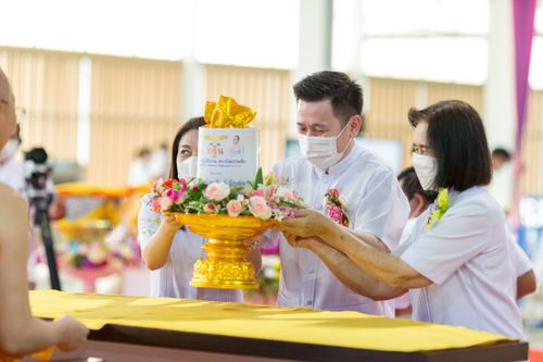 ภาพ No.39198:พิธีทอดกฐินสร้างอาคารปฏิบัติธรรม สถาบันธรรมชัย 