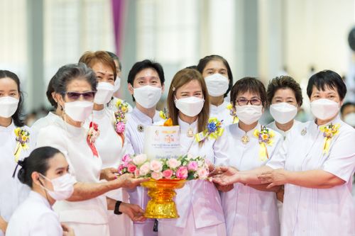 ภาพ No.39201:พิธีทอดกฐินสร้างอาคารปฏิบัติธรรม สถาบันธรรมชัย 