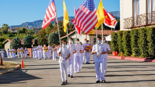 ภาพ No.38907:พิธีทอดกฐินบรมจักรพรรดิ ณ วัดพระธรรมกายแคลิฟอร์เนีย
