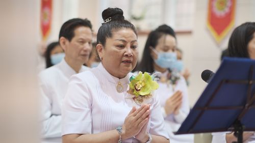 ภาพ No.38970:พิธีทอดกฐินธรรมชัย สร้างทุกสิ่ง  วัดพระธรรมกายแมนเชสเตอร์