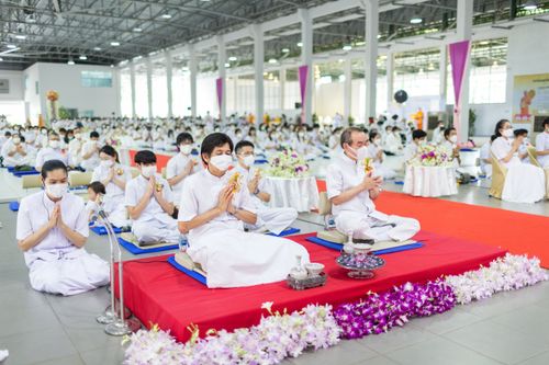 ภาพ No.39203:พิธีทอดกฐินสร้างอาคารปฏิบัติธรรม สถาบันธรรมชัย 