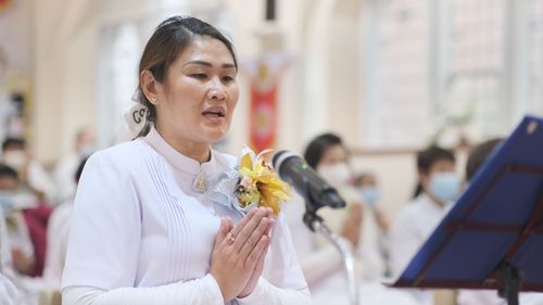 ภาพ No.38969:พิธีทอดกฐินธรรมชัย สร้างทุกสิ่ง  วัดพระธรรมกายแมนเชสเตอร์