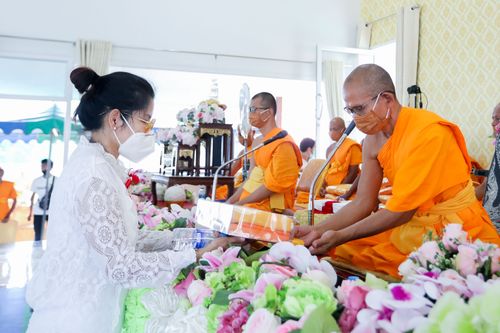 ภาพ No.39259:พิธีทอดกฐินสามัคคีสร้างทุกสิ่ง ณ ธุดงคสถานแก้วโนนแดง