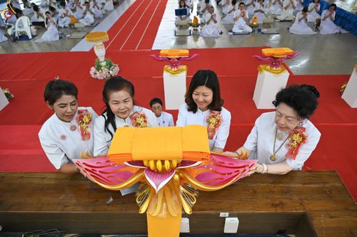 ภาพ No.283197:วันอาทิตย์ที่ 26 ตุลาคม พุทธศักราช 2568 พิธีทอดกฐินสามัคคี กตัญญูบูชาธรรมมหาปูชนียาจารย์ และโครงการกฐินทั่วไทย 30,000 วัด บูชาธรรม 81 ปีหลวงพ่อธัมมชโย  ณ ศูนย์อบรมเยาวชนอุตรดิตถ์