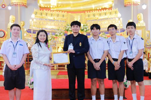 ภาพ No.289066:วันพุธที่ 17 ธันวาคม พ.ศ.2568 กิจกรรมเยาวชนไทยรวมใจทำความดี "เด็กดีมหานคร ต้นแบบด้านศีลธรรม" แข่งขันสอบตอบปัญหาศีลธรรมในพระพุทธศาสนา ครั้งที่ 7 และวันรวมพลังเด็กดี V-Star ประจำปี 2568 ณ วัดมหาธาตุยุวราชรังสฤษฎิ์ราชวรมหาวิหาร กรุงเทพมหานคร