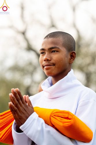 ภาพ No.314062:วันจันทร์ที่ 16 มีนาคม พ.ศ. 2569 พิธีเวียนเทียนประทักษิณ และพิธีบรรพชาสามเณร 500 รูป ณ วิหารมายาเทวี ประเทศเนปาล