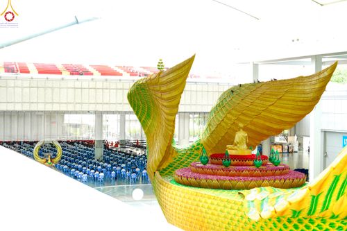 ภาพ No.84015:พิธีบุพเปตพลี ครั้งที่ 137 ร่วมอุทิศบุญกุศลแด่หมู่ญาติที่ล่วงลับไปแล้ว และสืบทอดอายุพระพุทธศาสนา ในวันจันทร์ที่ 17 กรกฎาคม พ.ศ. 2566 ณ หอฉันคุณยายอาจารย์ฯ วัดพระธรรมกาย