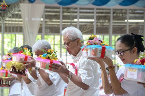 ภาพ No.82245:พิธีตักบาตรพระ 1,000 รูป ปีที่ 8 วันเสาร์ที่ 10 มิถุนายน 2566 ณ ธุดงคสถานล้านนา อ.สันทราย จ.เชียงใหม่