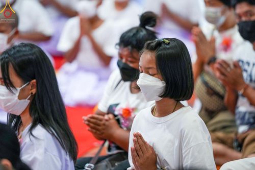 ภาพ No.45833:ประมวลภาพพิธีบรรพชา โครงการบรรพชาสามเณรฟื้นฟูพระพุทธศาสนาทั่วไทย ณ ศูนย์ปฏิบัติธรรมอุทัยแสง 