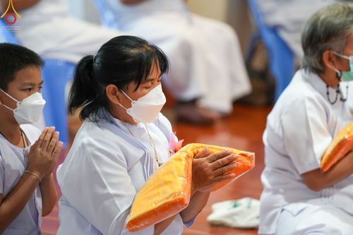 ภาพ No.45856:ประมวลภาพพิธีบรรพชา โครงการบรรพชาสามเณรฟื้นฟูพระพุทธศาสนาทั่วไทย ณ ศูนย์ปฏิบัติธรรมอุทัยแสง 