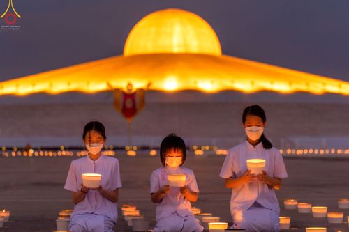 ภาพ No.45064:ประมวลภาพพิธีจุดประทีป​ วันคุ้ม​ครองโลก ณ วัดพระธรรมกาย