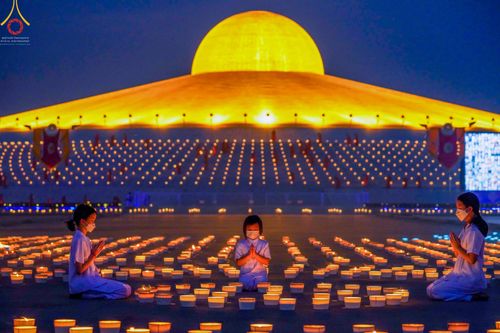 ภาพ No.45070:ประมวลภาพพิธีจุดประทีป​ วันคุ้ม​ครองโลก ณ วัดพระธรรมกาย
