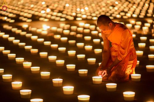 ภาพ No.45087:ประมวลภาพพิธีจุดประทีป​ วันคุ้ม​ครองโลก ณ วัดพระธรรมกาย