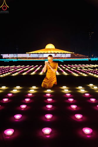 ภาพ No.45115:ประมวลภาพพิธีจุดประทีป​ วันคุ้ม​ครองโลก ณ วัดพระธรรมกาย