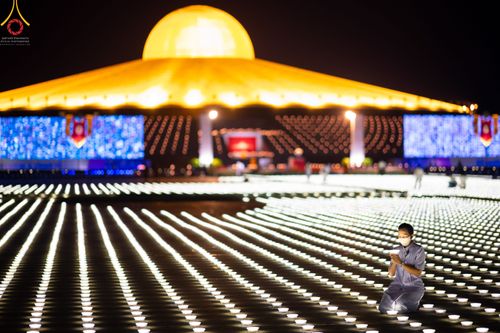 ภาพ No.45113:ประมวลภาพพิธีจุดประทีป​ วันคุ้ม​ครองโลก ณ วัดพระธรรมกาย