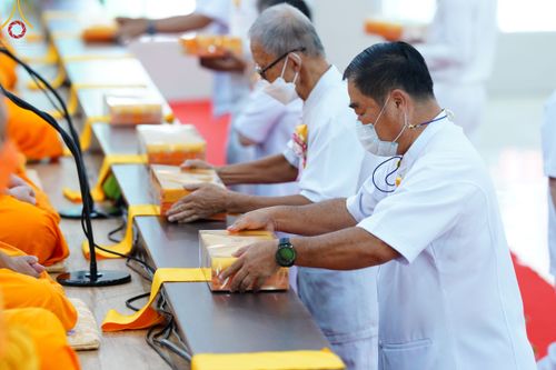 ภาพ No.50033:ประมวลภาพพิธีทอดผ้าป่าบำรุงศูนย์ฉลองครบรอบ 11 ปี ศูนย์อบรมเยาวชนนครปฐม