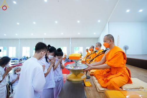 ภาพ No.50039:ประมวลภาพพิธีทอดผ้าป่าบำรุงศูนย์ฉลองครบรอบ 11 ปี ศูนย์อบรมเยาวชนนครปฐม