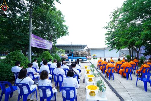 ภาพ No.50061:ประมวลภาพพิธีทอดผ้าป่าบำรุงศูนย์ฉลองครบรอบ 11 ปี ศูนย์อบรมเยาวชนนครปฐม