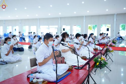 ภาพ No.50074:ประมวลภาพพิธีทอดผ้าป่าบำรุงศูนย์ฉลองครบรอบ 11 ปี ศูนย์อบรมเยาวชนนครปฐม