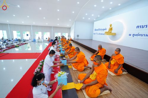 ภาพ No.50075:ประมวลภาพพิธีทอดผ้าป่าบำรุงศูนย์ฉลองครบรอบ 11 ปี ศูนย์อบรมเยาวชนนครปฐม