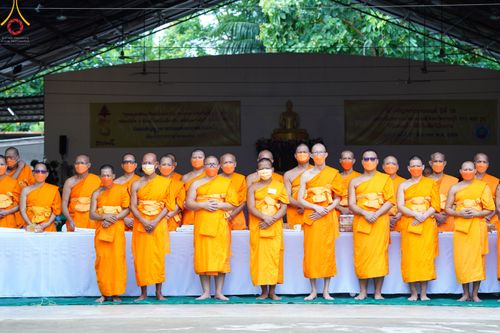 ภาพ No.50102:ประมวลภาพพิธีเจริญพระพุทธมนต์ ปีที่ 18 ณ ศูนย์อบรมเยาวชนผาสุกวนิช จ.ราชบุรี