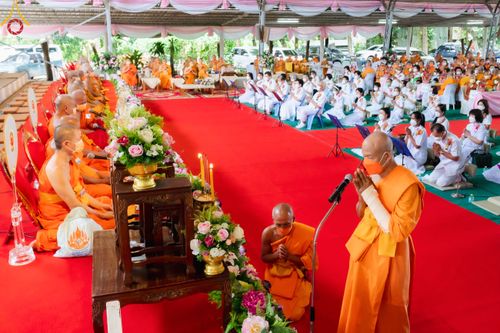 ภาพ No.50109:ประมวลภาพพิธีเจริญพระพุทธมนต์ ปีที่ 18 ณ ศูนย์อบรมเยาวชนผาสุกวนิช จ.ราชบุรี
