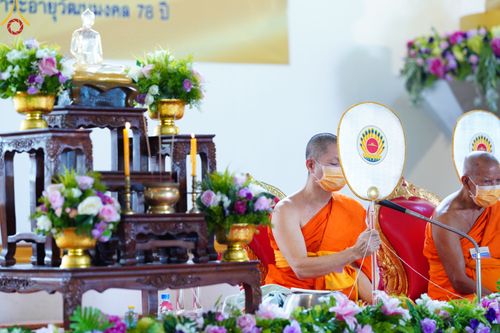 ภาพ No.50117:ประมวลภาพพิธีเจริญพระพุทธมนต์ ปีที่ 18 ณ ศูนย์อบรมเยาวชนผาสุกวนิช จ.ราชบุรี