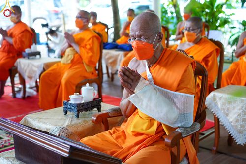 ภาพ No.50123:ประมวลภาพพิธีเจริญพระพุทธมนต์ ปีที่ 18 ณ ศูนย์อบรมเยาวชนผาสุกวนิช จ.ราชบุรี