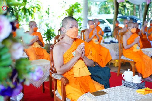 ภาพ No.50129:ประมวลภาพพิธีเจริญพระพุทธมนต์ ปีที่ 18 ณ ศูนย์อบรมเยาวชนผาสุกวนิช จ.ราชบุรี