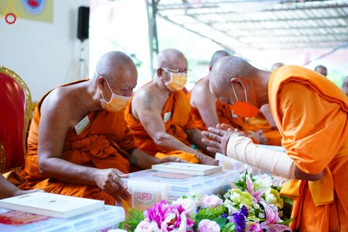 ภาพ No.50133:ประมวลภาพพิธีเจริญพระพุทธมนต์ ปีที่ 18 ณ ศูนย์อบรมเยาวชนผาสุกวนิช จ.ราชบุรี