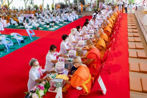ภาพ No.50139:ประมวลภาพพิธีเจริญพระพุทธมนต์ ปีที่ 18 ณ ศูนย์อบรมเยาวชนผาสุกวนิช จ.ราชบุรี