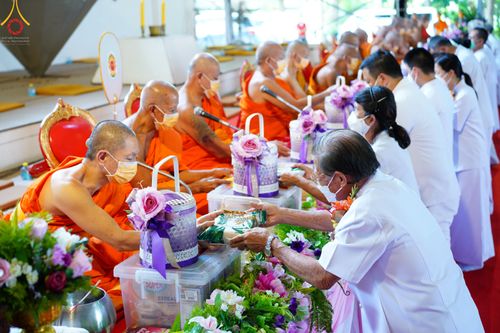 ภาพ No.50137:ประมวลภาพพิธีเจริญพระพุทธมนต์ ปีที่ 18 ณ ศูนย์อบรมเยาวชนผาสุกวนิช จ.ราชบุรี