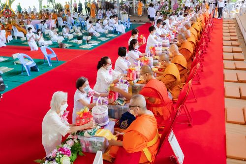 ภาพ No.50140:ประมวลภาพพิธีเจริญพระพุทธมนต์ ปีที่ 18 ณ ศูนย์อบรมเยาวชนผาสุกวนิช จ.ราชบุรี