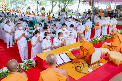 ภาพ No.50162:ประมวลภาพพิธีเจริญพระพุทธมนต์ ปีที่ 18 ณ ศูนย์อบรมเยาวชนผาสุกวนิช จ.ราชบุรี