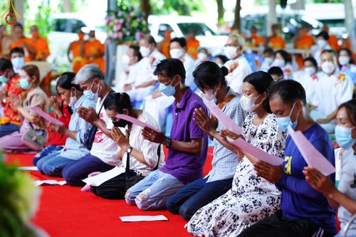ภาพ No.50168:ประมวลภาพพิธีเจริญพระพุทธมนต์ ปีที่ 18 ณ ศูนย์อบรมเยาวชนผาสุกวนิช จ.ราชบุรี