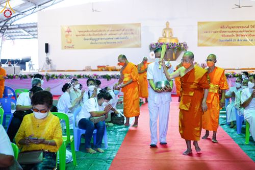 ภาพ No.50172:ประมวลภาพพิธีเจริญพระพุทธมนต์ ปีที่ 18 ณ ศูนย์อบรมเยาวชนผาสุกวนิช จ.ราชบุรี