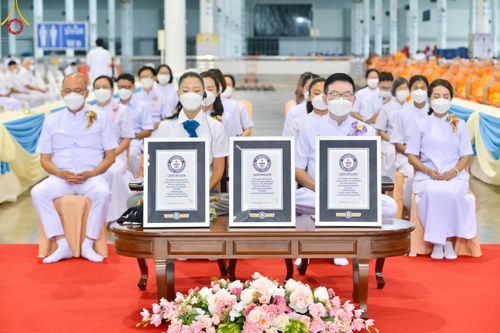 ภาพ No.50293:ประมวลภาพพิธีถวายประกาศเกียรติคุณ 3 รางวัล จาก Guinness World Records (GWR) ณ วัดพระธรรมกาย