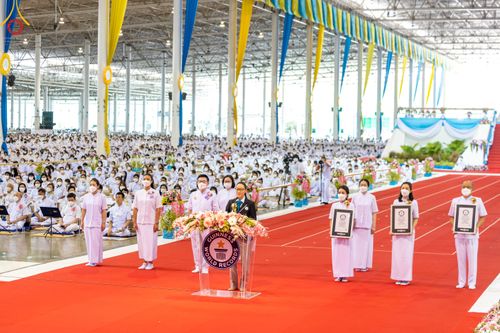 ภาพ No.50313:ประมวลภาพพิธีถวายประกาศเกียรติคุณ 3 รางวัล จาก Guinness World Records (GWR) ณ วัดพระธรรมกาย