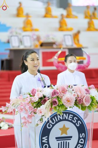ภาพ No.50326:ประมวลภาพพิธีถวายประกาศเกียรติคุณ 3 รางวัล จาก Guinness World Records (GWR) ณ วัดพระธรรมกาย
