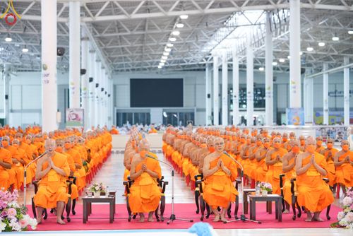 ภาพ No.50337:ประมวลภาพพิธีถวายประกาศเกียรติคุณ 3 รางวัล จาก Guinness World Records (GWR) ณ วัดพระธรรมกาย