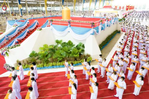 ภาพ No.50361:ประมวลภาพพิธีทอดผ้าป่าสมทบกฐิน ครั้งที่ 1 เนื่องในวันธรรมชัย พุทธศักราช 2565