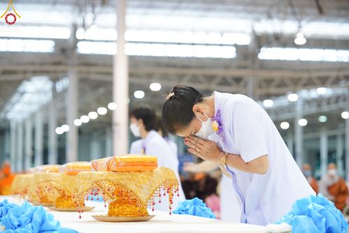 ภาพ No.50372:ประมวลภาพพิธีทอดผ้าป่าสมทบกฐิน ครั้งที่ 1 เนื่องในวันธรรมชัย พุทธศักราช 2565