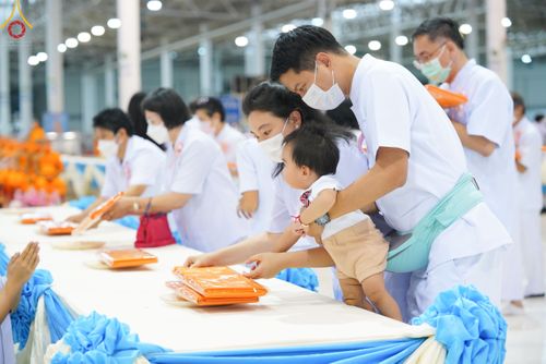 ภาพ No.50373:ประมวลภาพพิธีทอดผ้าป่าสมทบกฐิน ครั้งที่ 1 เนื่องในวันธรรมชัย พุทธศักราช 2565