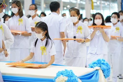 ภาพ No.50412:ประมวลภาพพิธีทอดผ้าป่าสมทบกฐิน ครั้งที่ 1 เนื่องในวันธรรมชัย พุทธศักราช 2565