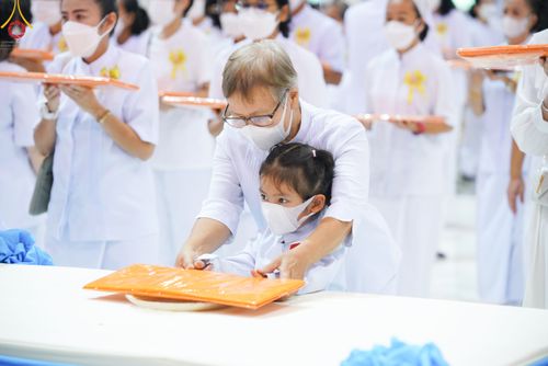 ภาพ No.50414:ประมวลภาพพิธีทอดผ้าป่าสมทบกฐิน ครั้งที่ 1 เนื่องในวันธรรมชัย พุทธศักราช 2565