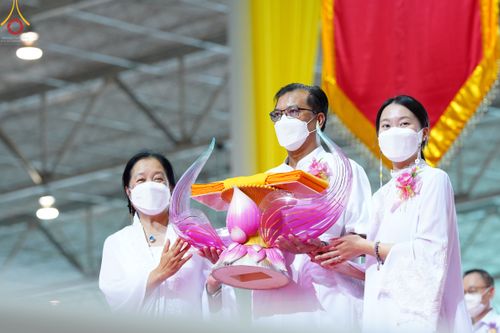 ภาพ No.50417:ประมวลภาพพิธีทอดผ้าป่าสมทบกฐิน ครั้งที่ 1 เนื่องในวันธรรมชัย พุทธศักราช 2565